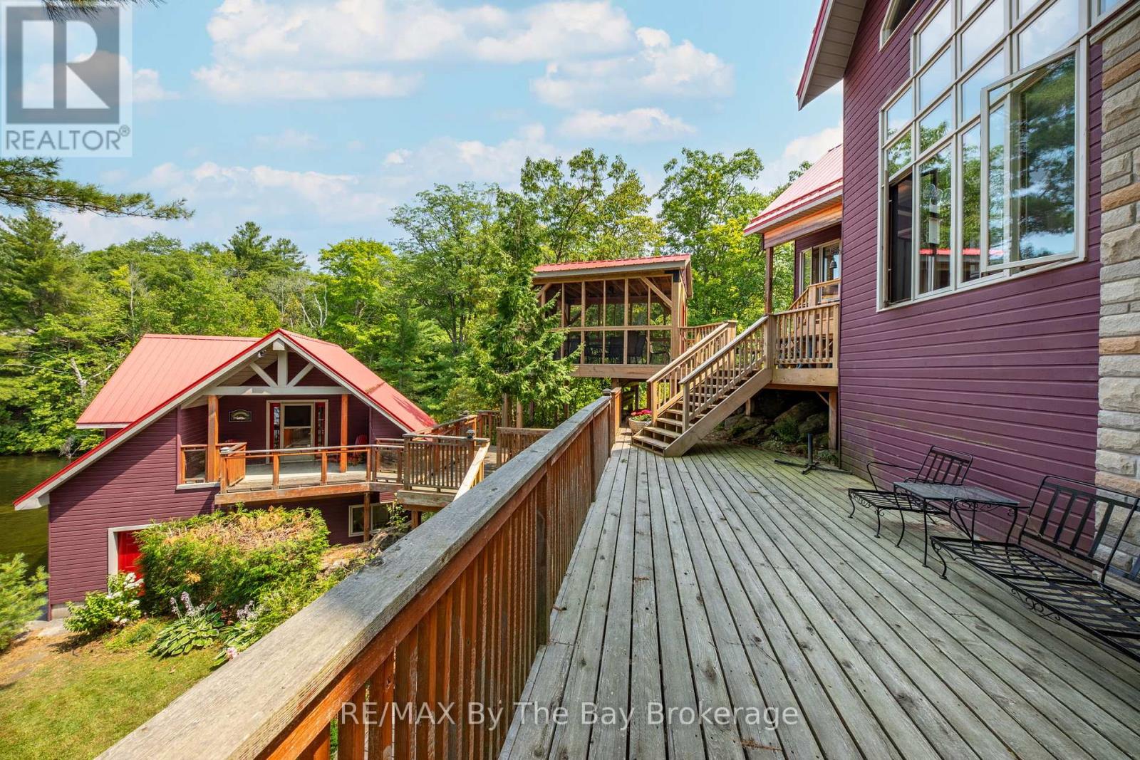 Photo 26 of 4104 East Shore Road, Severn ON