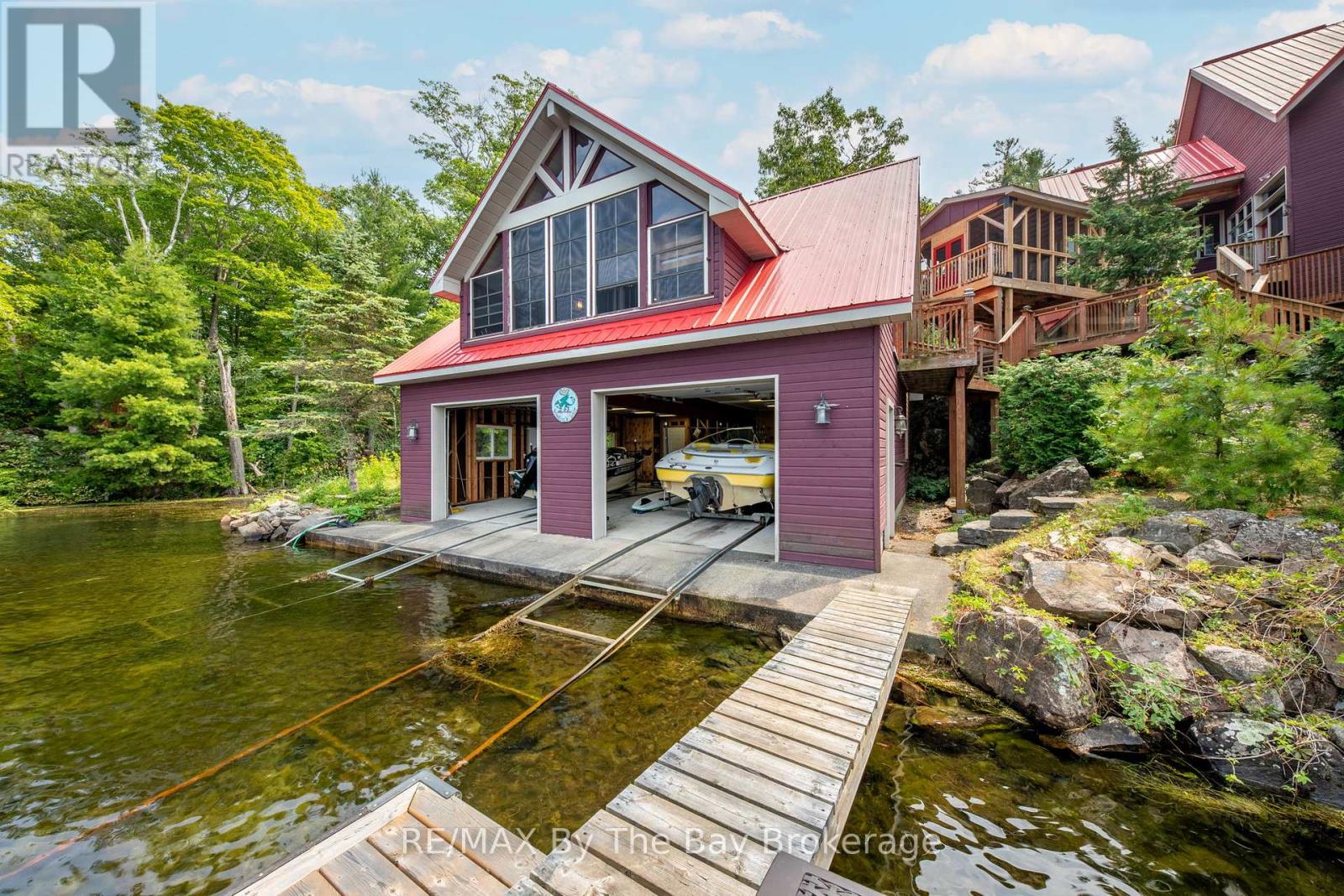 Photo 5 of 4104 East Shore Road, Severn ON