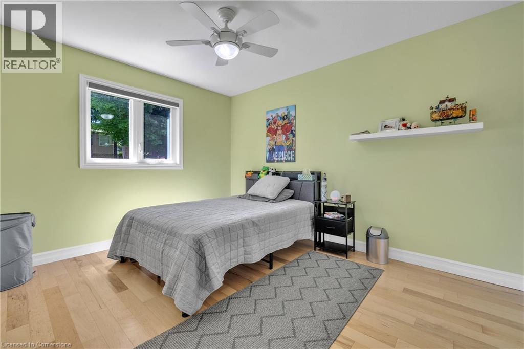 Photo 27 of 78 Potters Way Way, Woodstock ON