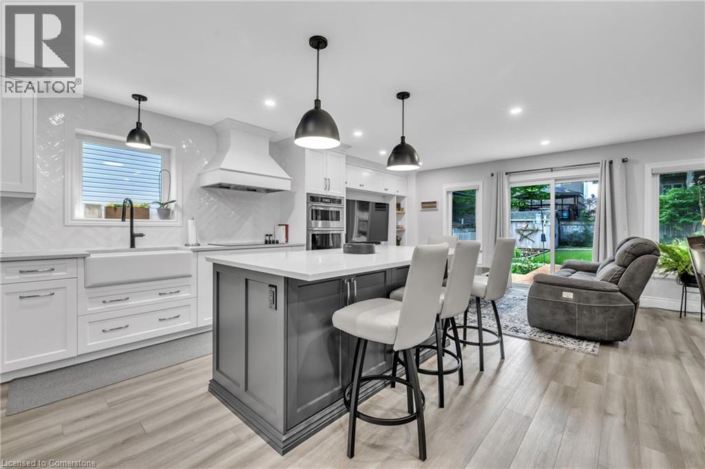 Photo 10 of 78 Potters Way Way, Woodstock ON