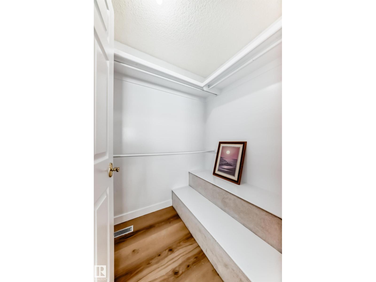 Photo 39 of 1141 60 St Nw, Edmonton AB