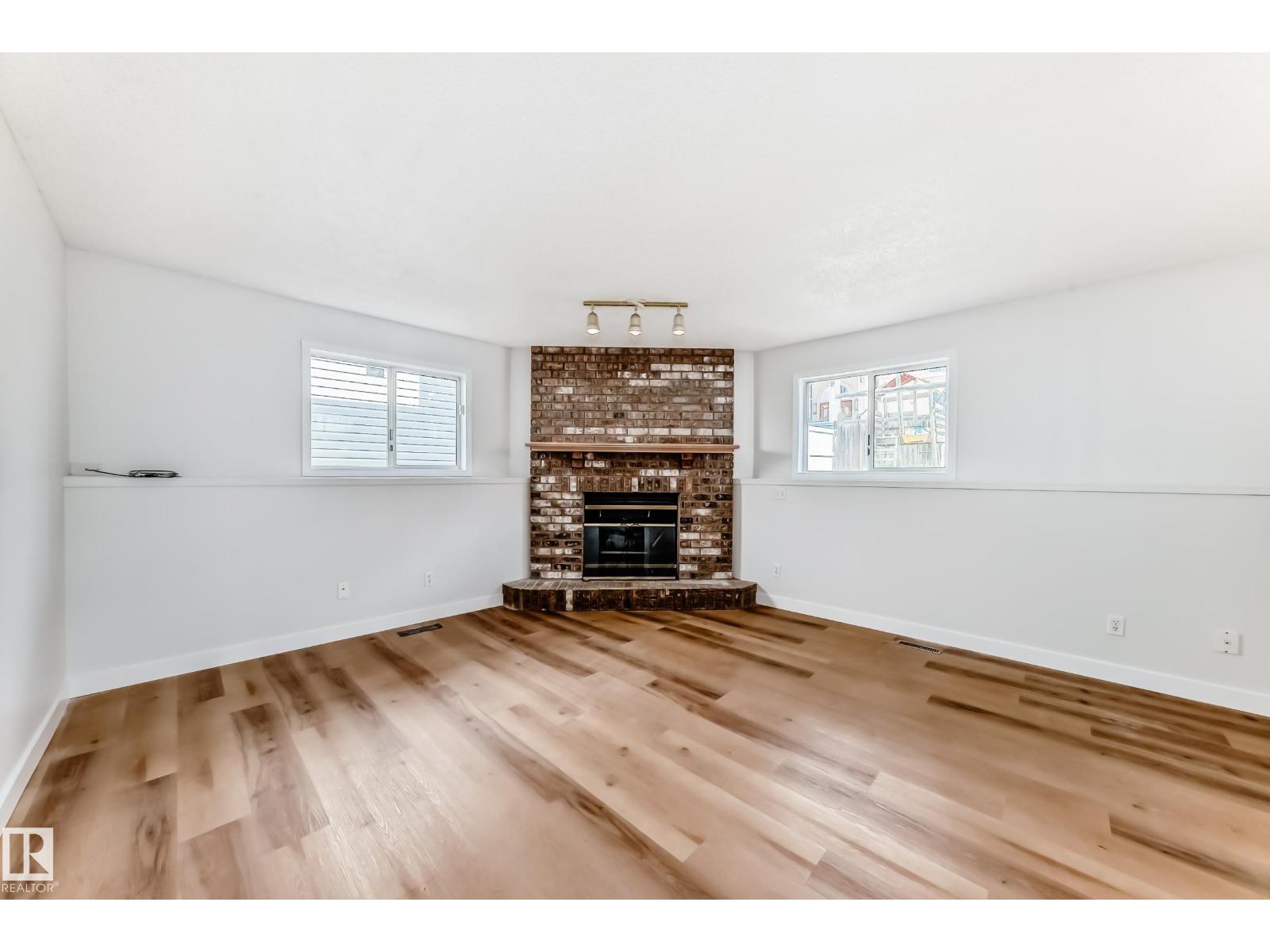 Photo 46 of 1141 60 St Nw, Edmonton AB