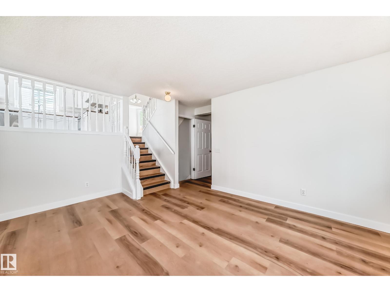 Photo 16 of 1141 60 St Nw, Edmonton AB
