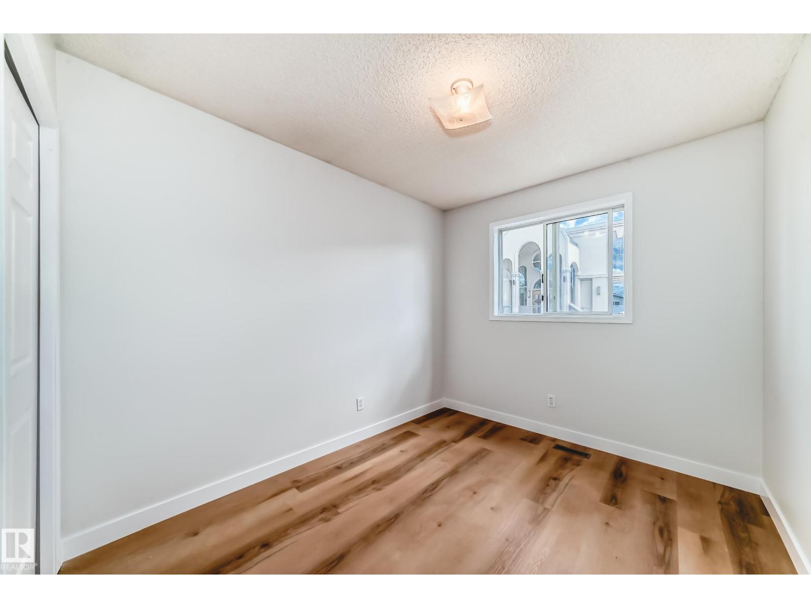 Photo 40 of 1141 60 St Nw, Edmonton AB
