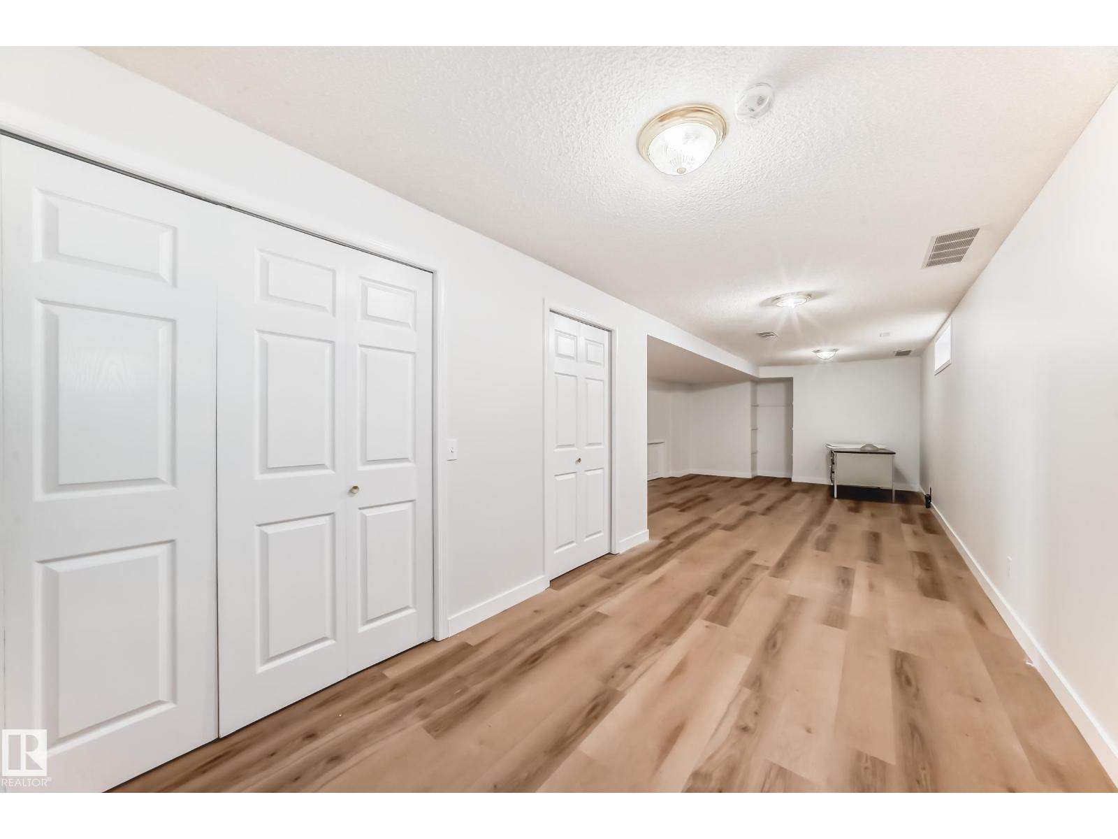Photo 11 of 1141 60 St Nw, Edmonton AB
