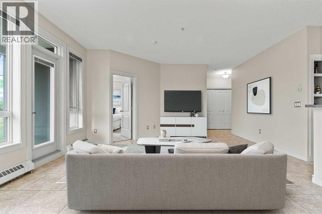 Single Family House for Sale in    Avenue NW Varsity Calgary 