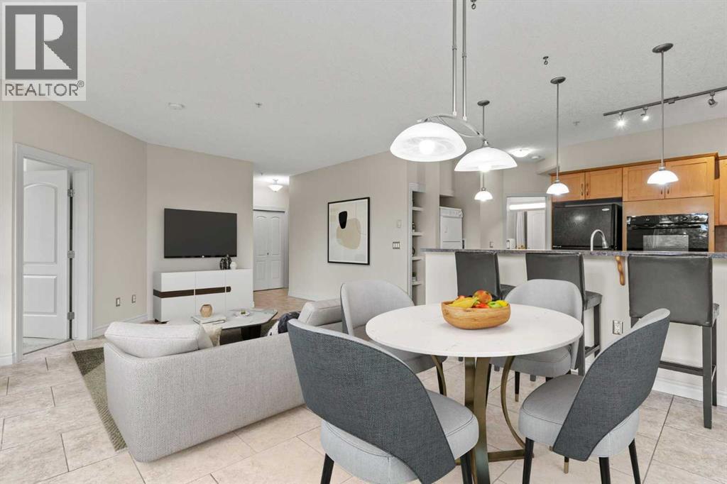 Single Family House for Sale in    Avenue NW Varsity Calgary 