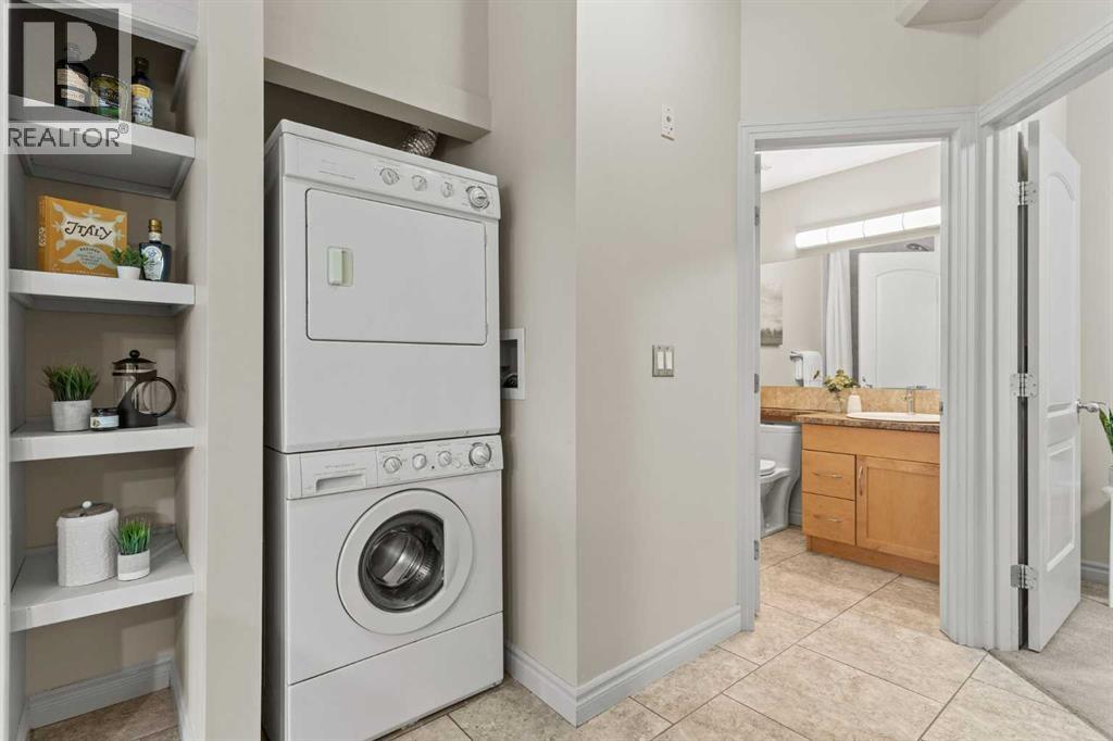 Single Family House for Sale in    Avenue NW Varsity Calgary 