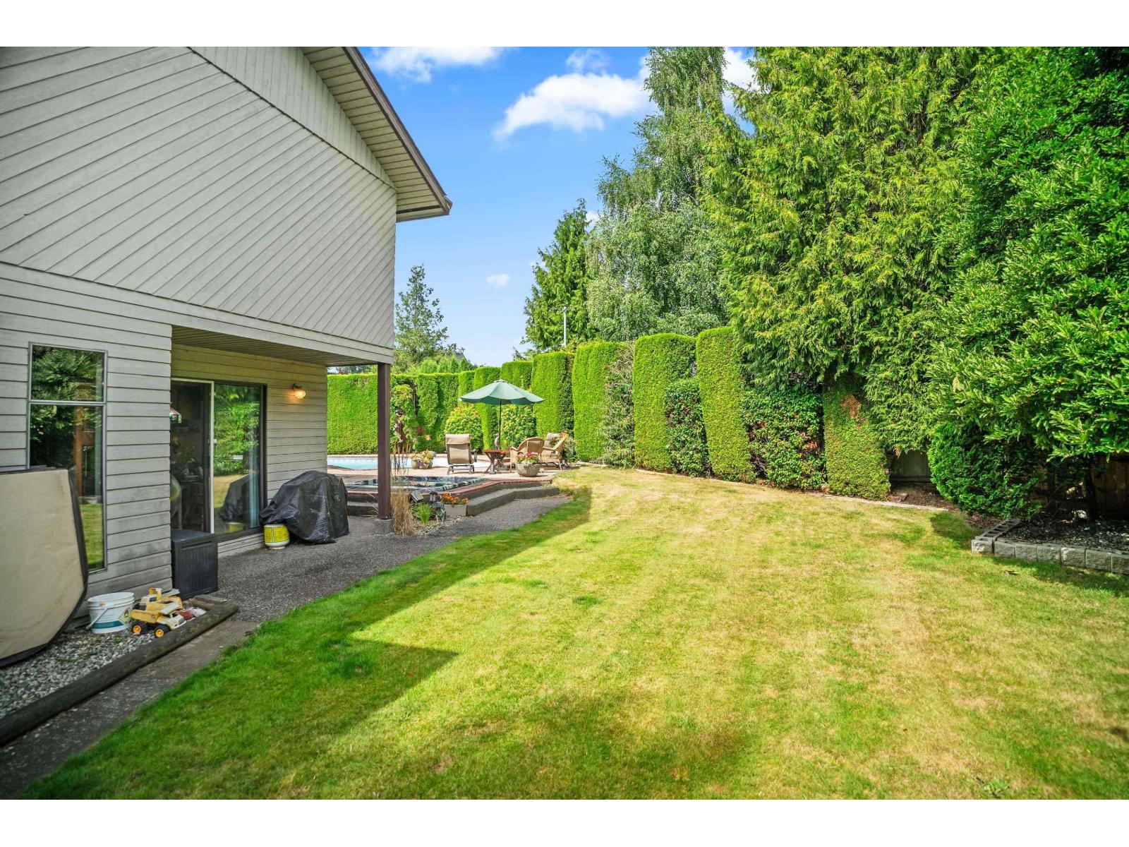 Photo 40 of 8913 Jedburgh Place, Surrey BC