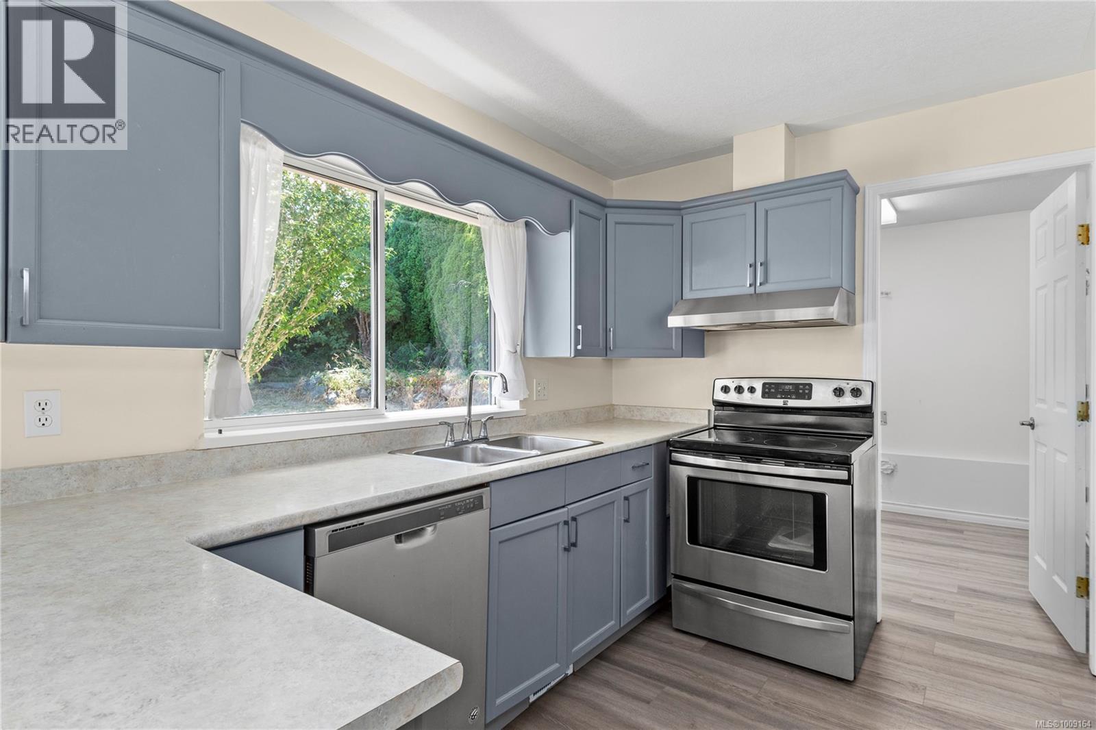 Photo 30 of 2904 Apple Dr, Campbell River BC