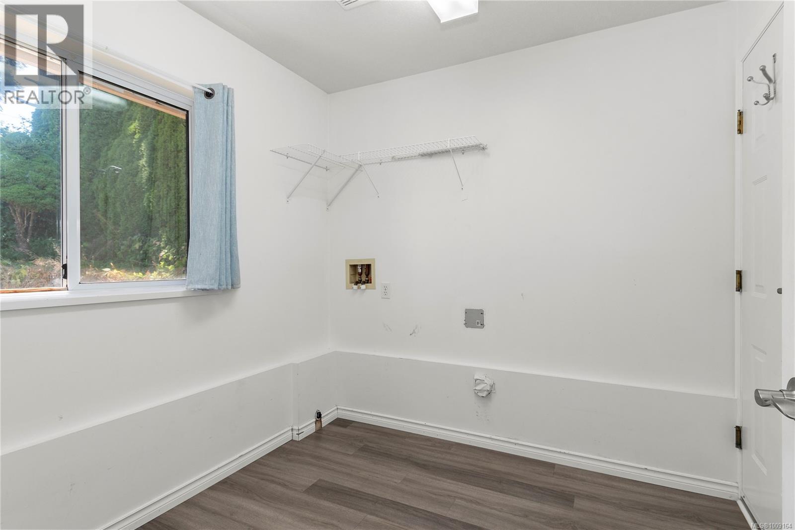Photo 17 of 2904 Apple Dr, Campbell River BC