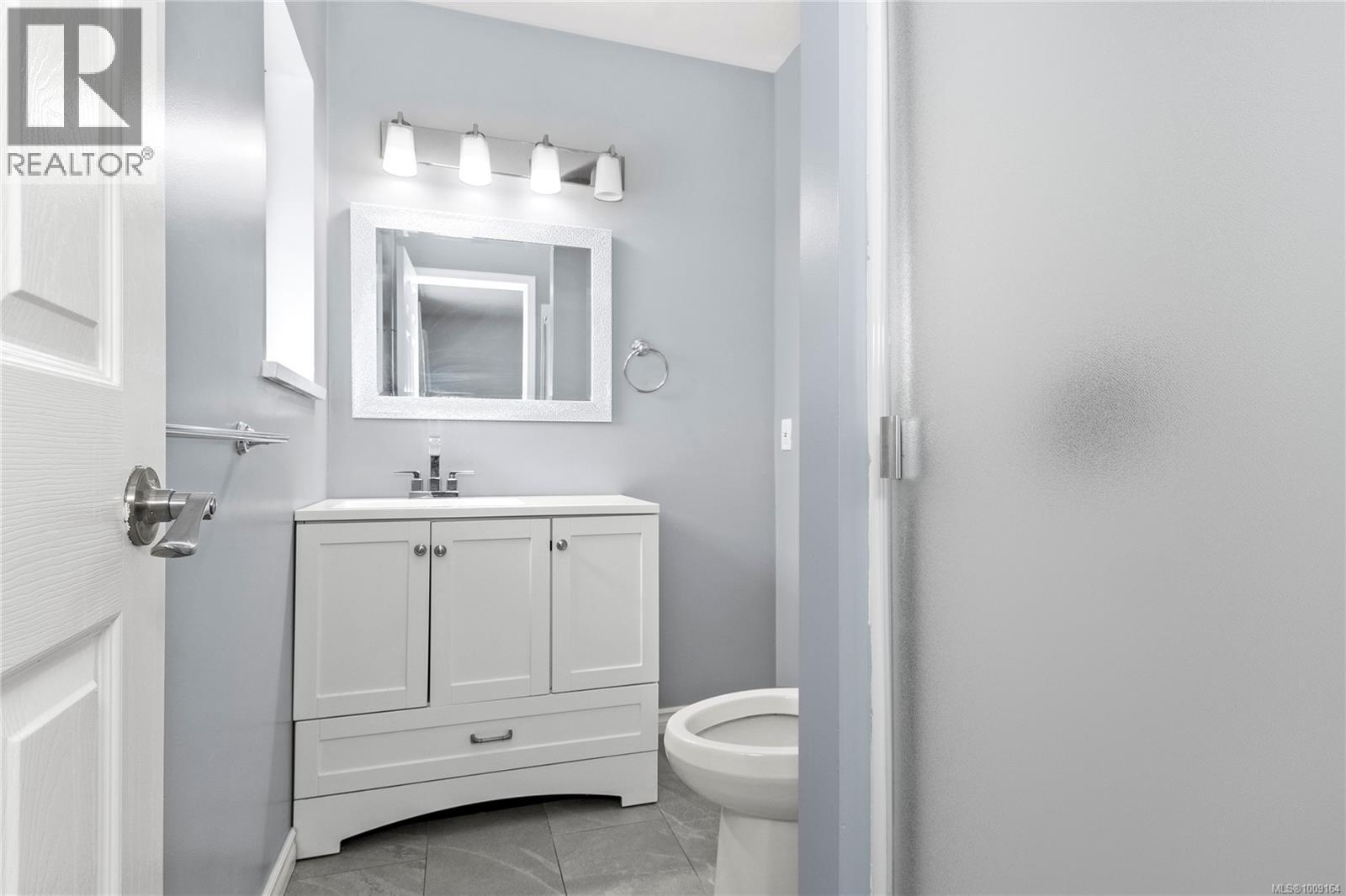 Photo 32 of 2904 Apple Dr, Campbell River BC