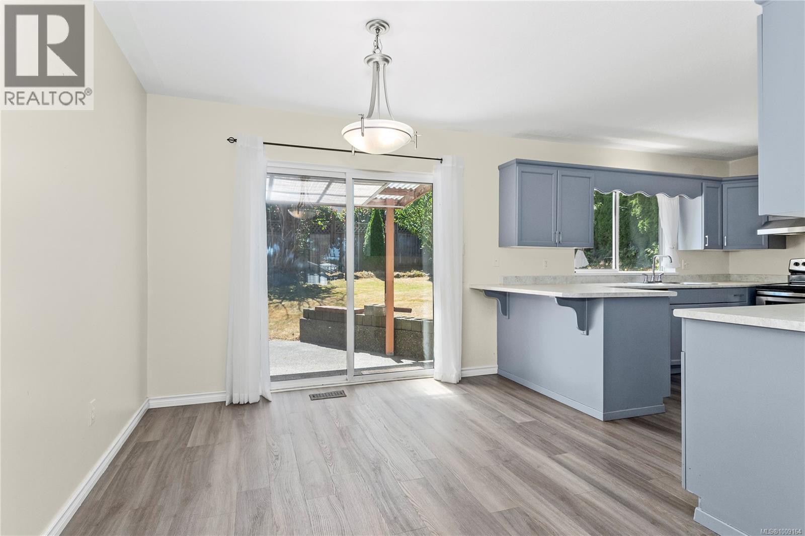 Photo 29 of 2904 Apple Dr, Campbell River BC