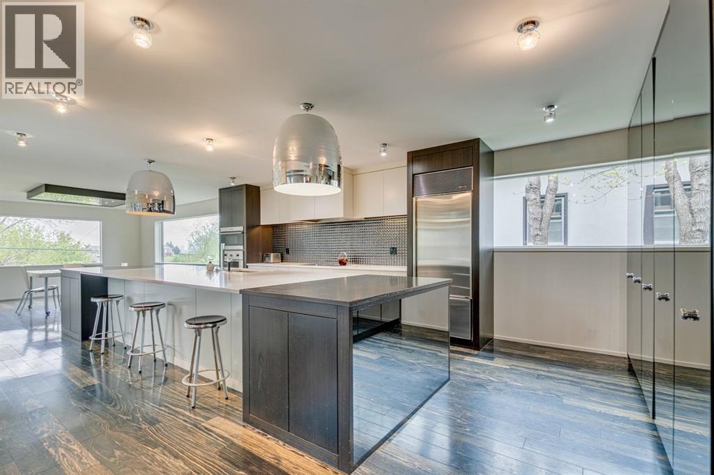 Photo 23 of 1222 18 Street Nw, Calgary AB