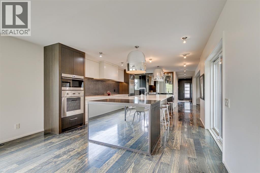 Photo 6 of 1222 18 Street Nw, Calgary AB
