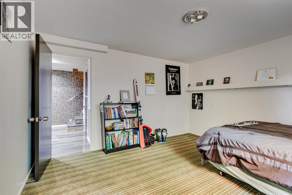 Photo 8 of 1222 18 Street Nw, Calgary AB