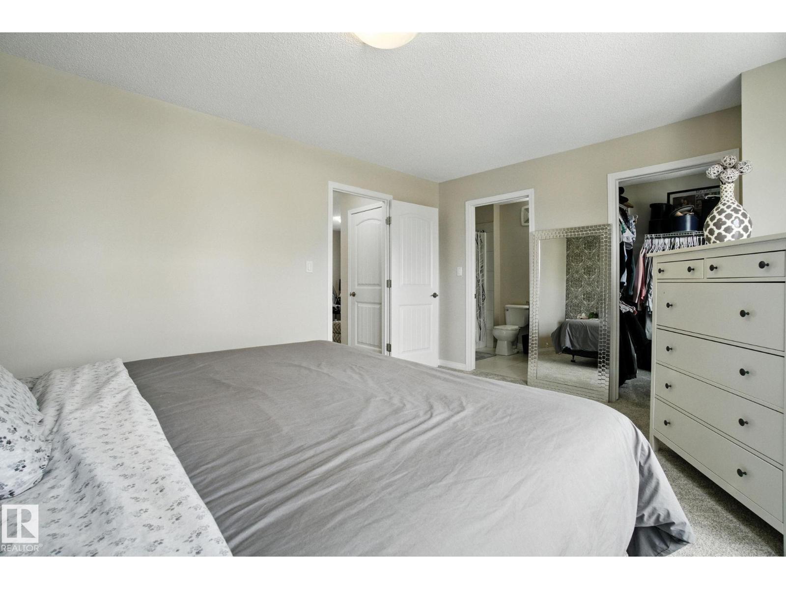 Photo 4 of 1194 Mcconachie Bv Nw, Edmonton AB