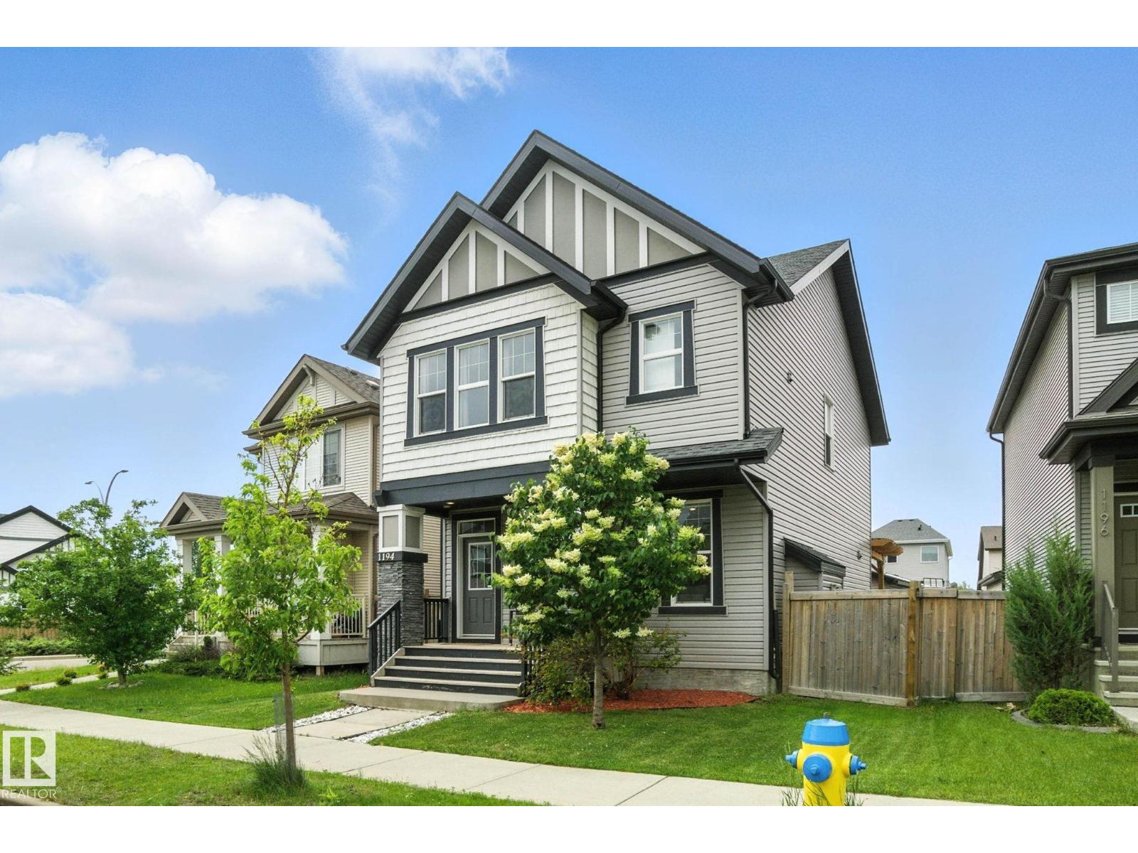 Photo 13 of 1194 Mcconachie Bv Nw, Edmonton AB