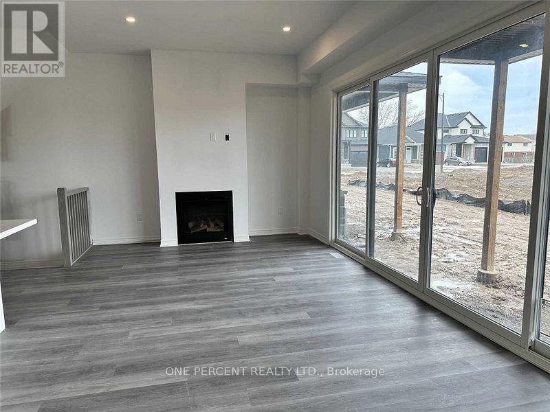 Photo 15 of 12 Beaverloch Drive, Thorold ON