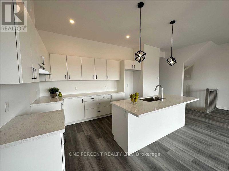 Photo 24 of 12 Beaverloch Drive, Thorold ON