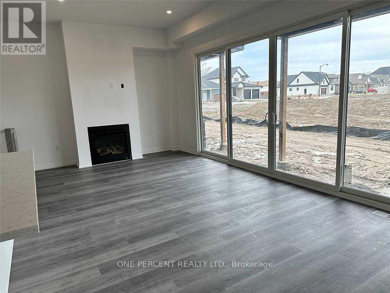 Photo 18 of 12 Beaverloch Drive, Thorold ON
