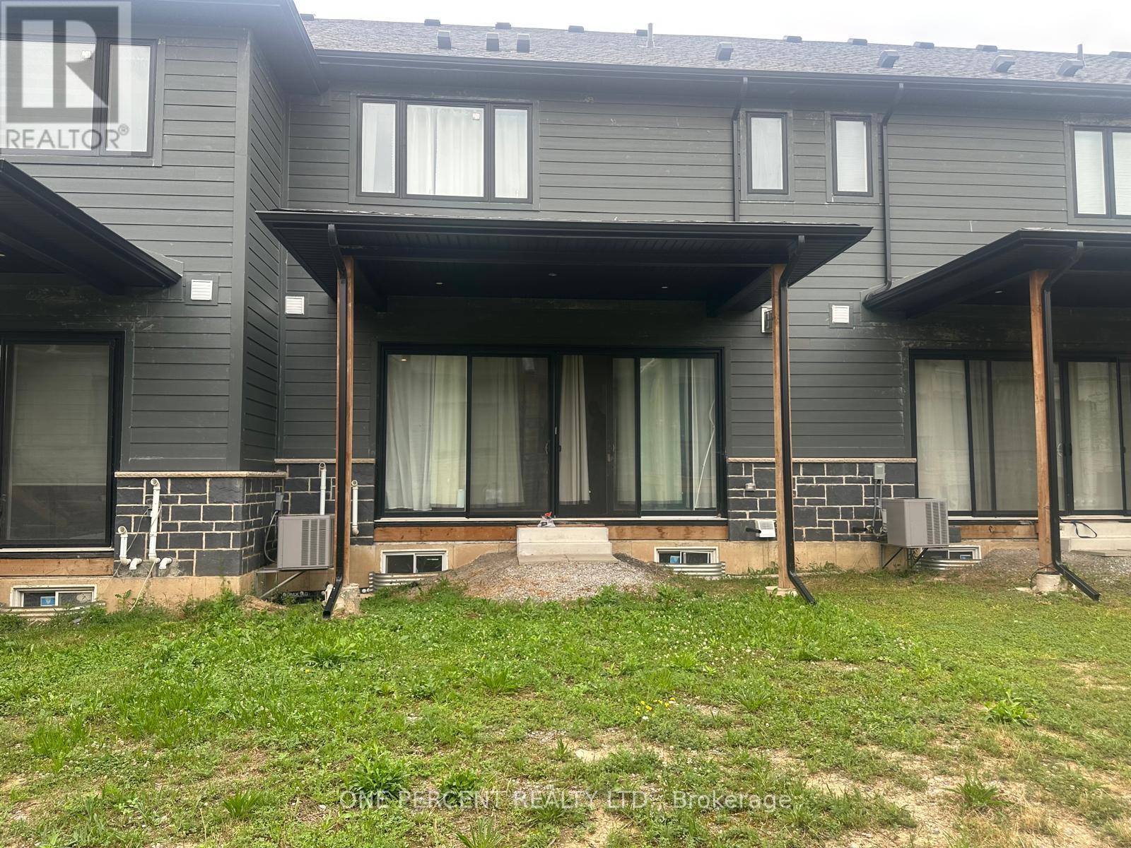 Photo 26 of 12 Beaverloch Drive, Thorold ON