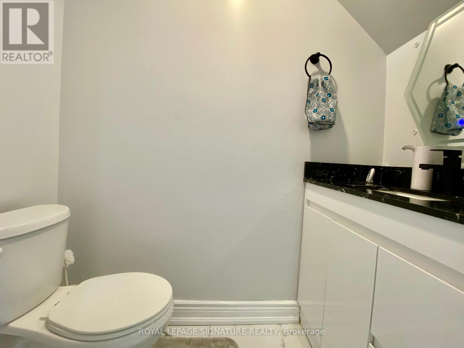 Photo 10 of 3 1255 Upper Gage Avenue, Hamilton ON