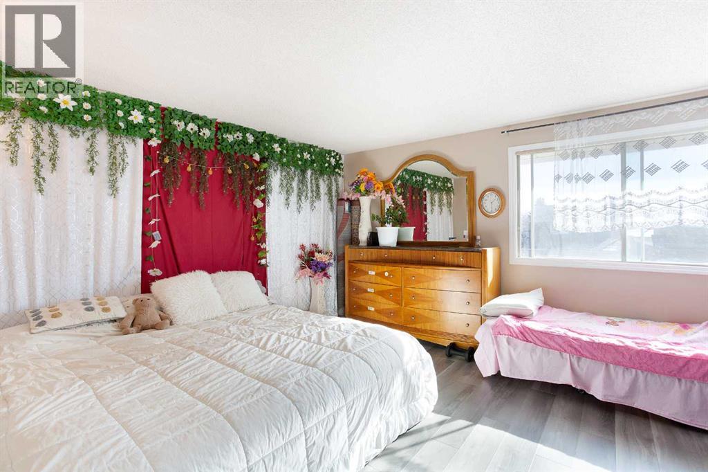Single Family House for Sale in   Falbury Crescent NE Falconridge Calgary 