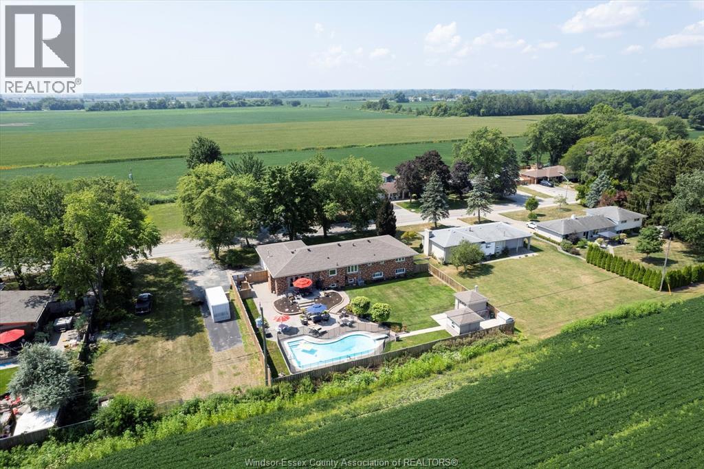 Photo 37 of 1690 Golfview Drive, Lasalle ON