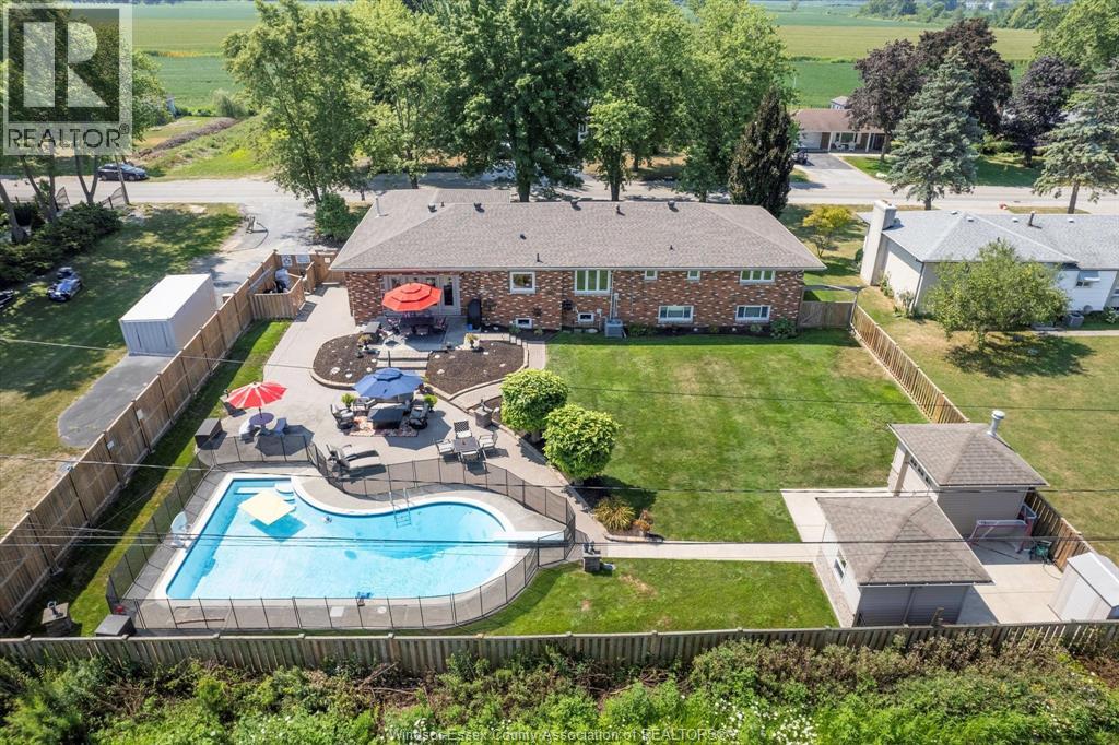 Photo 38 of 1690 Golfview Drive, Lasalle ON