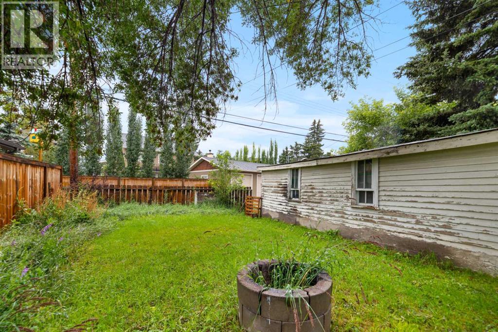 Single Family House for Sale in  Regal Crescent NE Renfrew Calgary 
