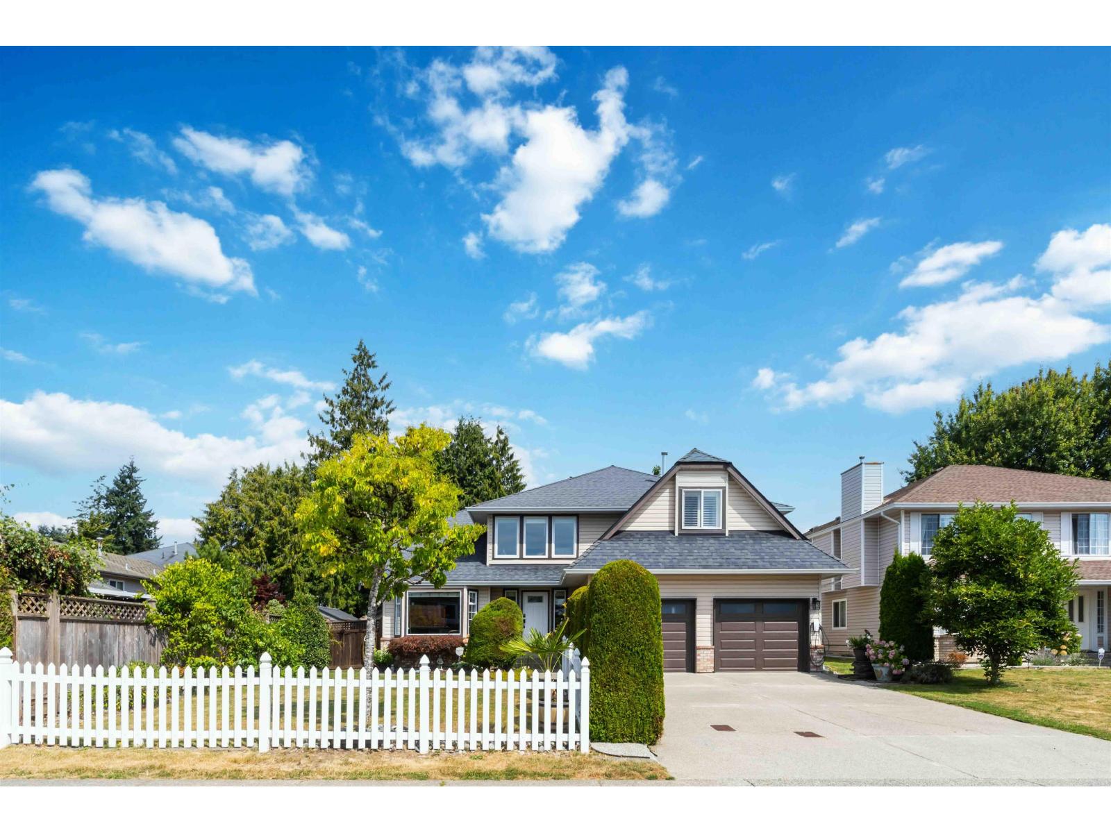 Photo 1 of 18843 61 A Avenue, Surrey BC