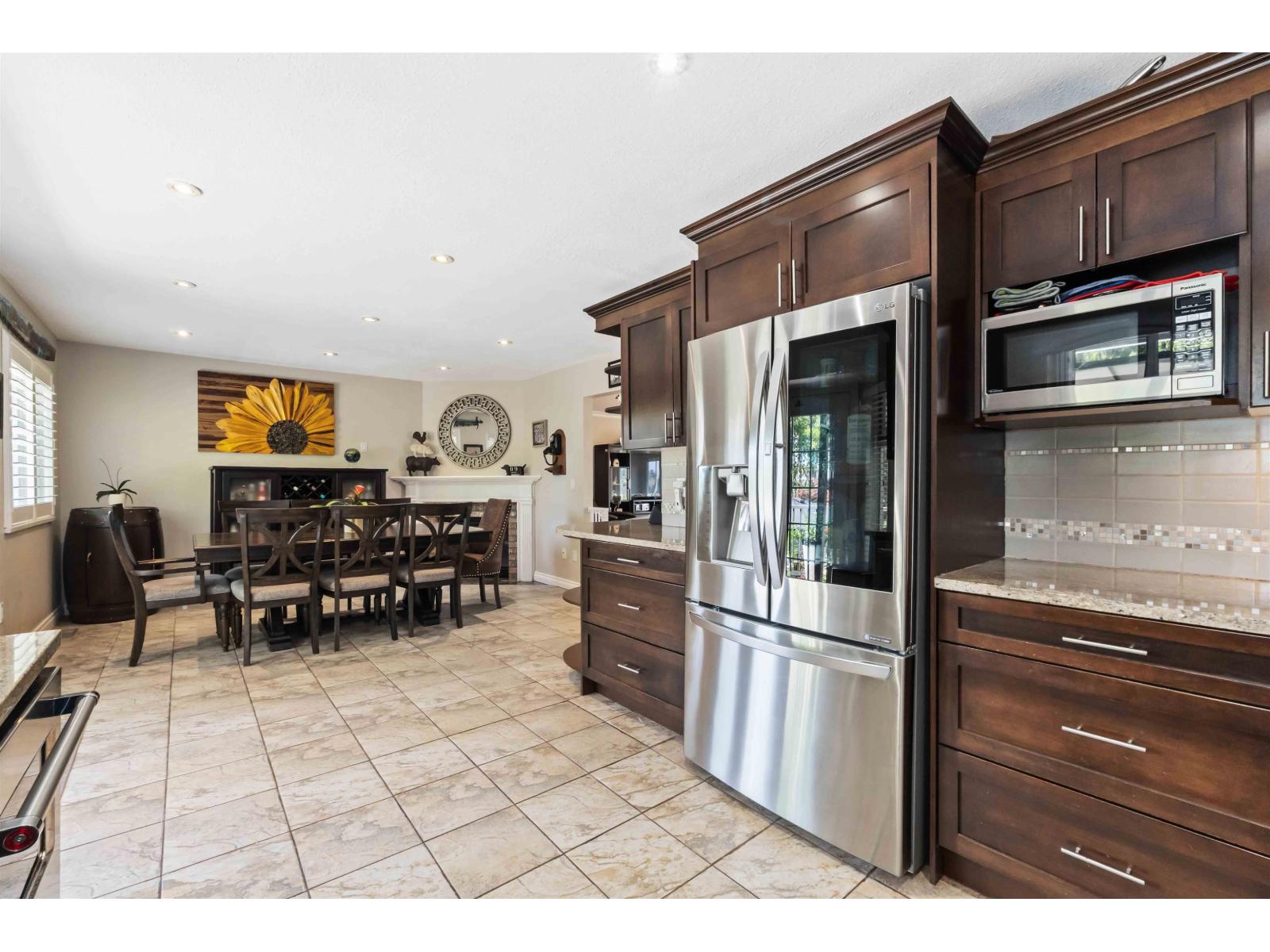 Photo 13 of 18843 61 A Avenue, Surrey BC