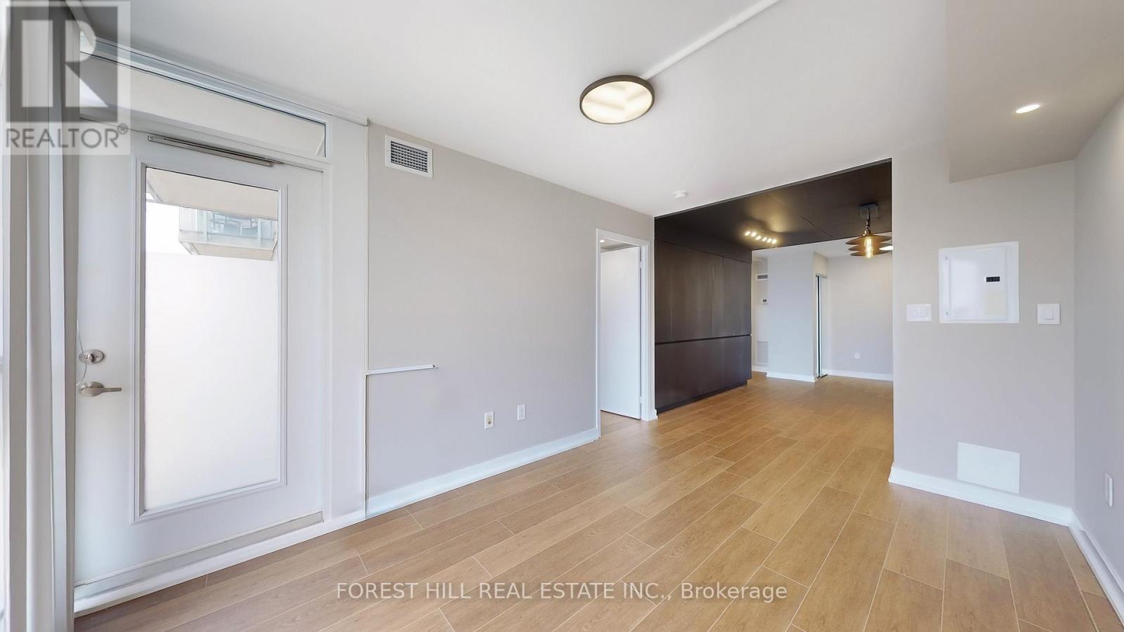 Photo 24 of 2816 15 Iceboat Terrace, Toronto ON