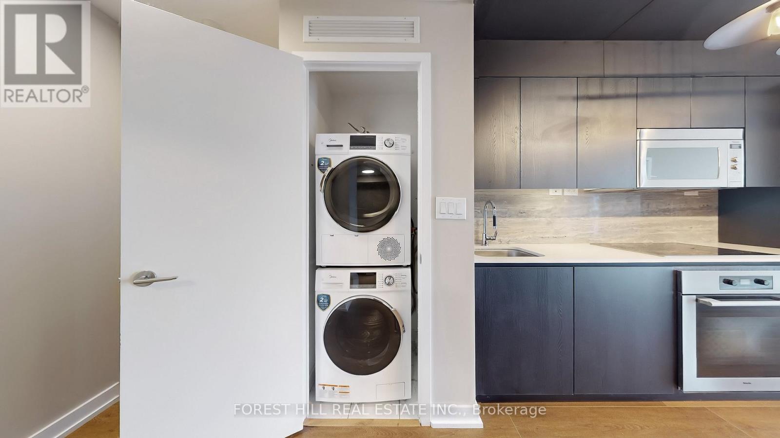 Photo 36 of 2816 15 Iceboat Terrace, Toronto ON