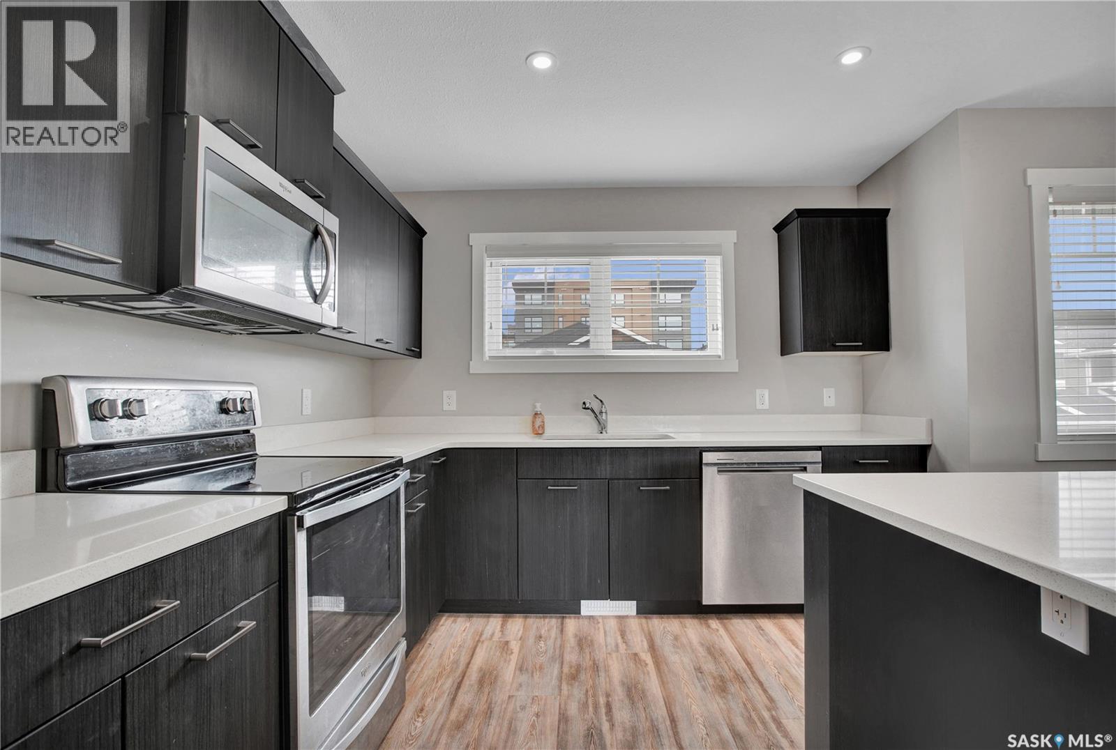 Photo 4 of 124 315 Dickson Crescent, Saskatoon SK