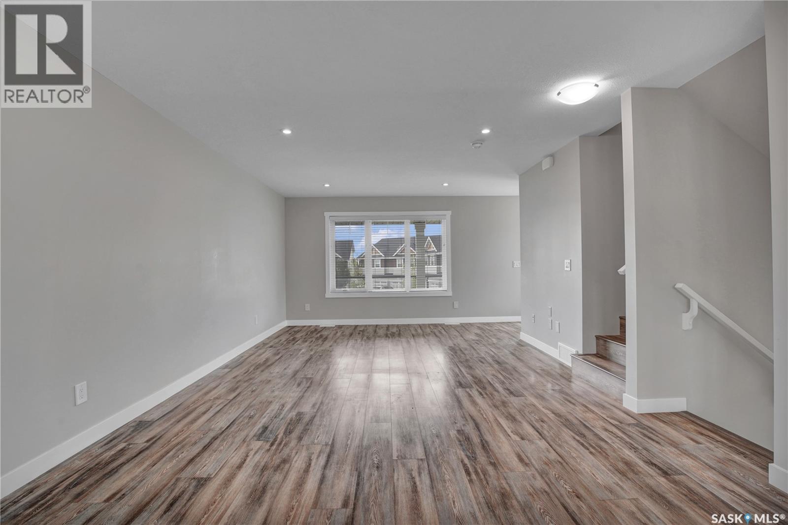 Photo 7 of 124 315 Dickson Crescent, Saskatoon SK