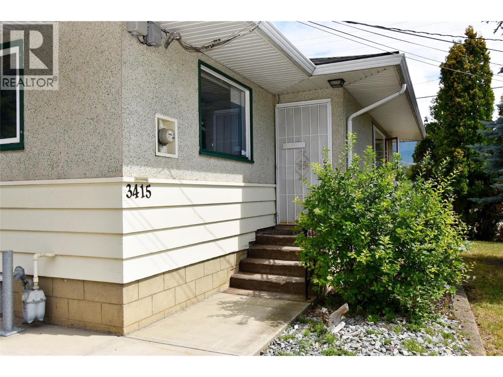 Photo 16 of 3415 35 Avenue, Vernon BC