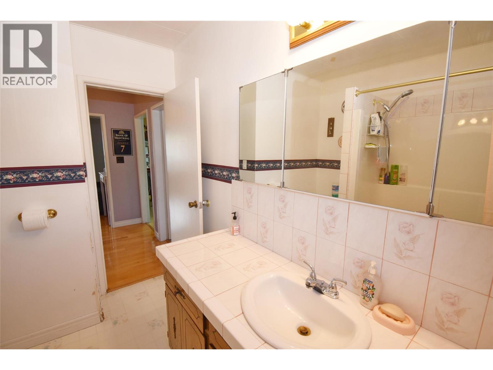 Photo 42 of 3415 35 Avenue, Vernon BC