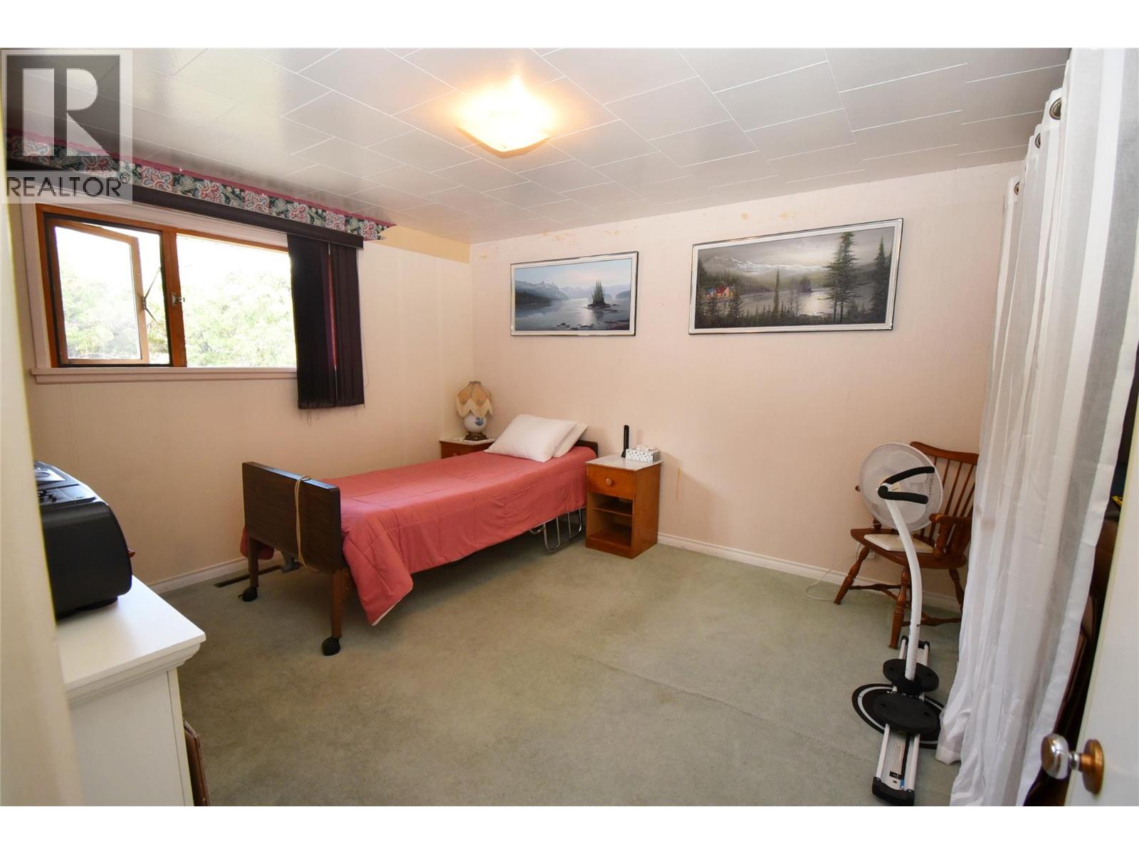 Photo 24 of 3415 35 Avenue, Vernon BC
