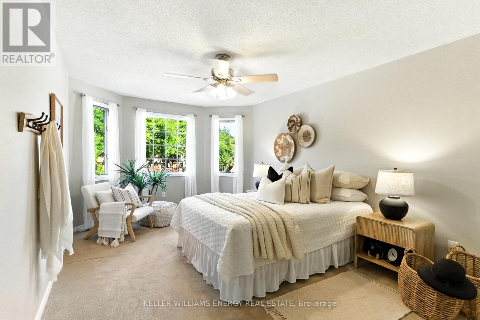 Photo 49 of 807 Regal Crescent, Pickering ON