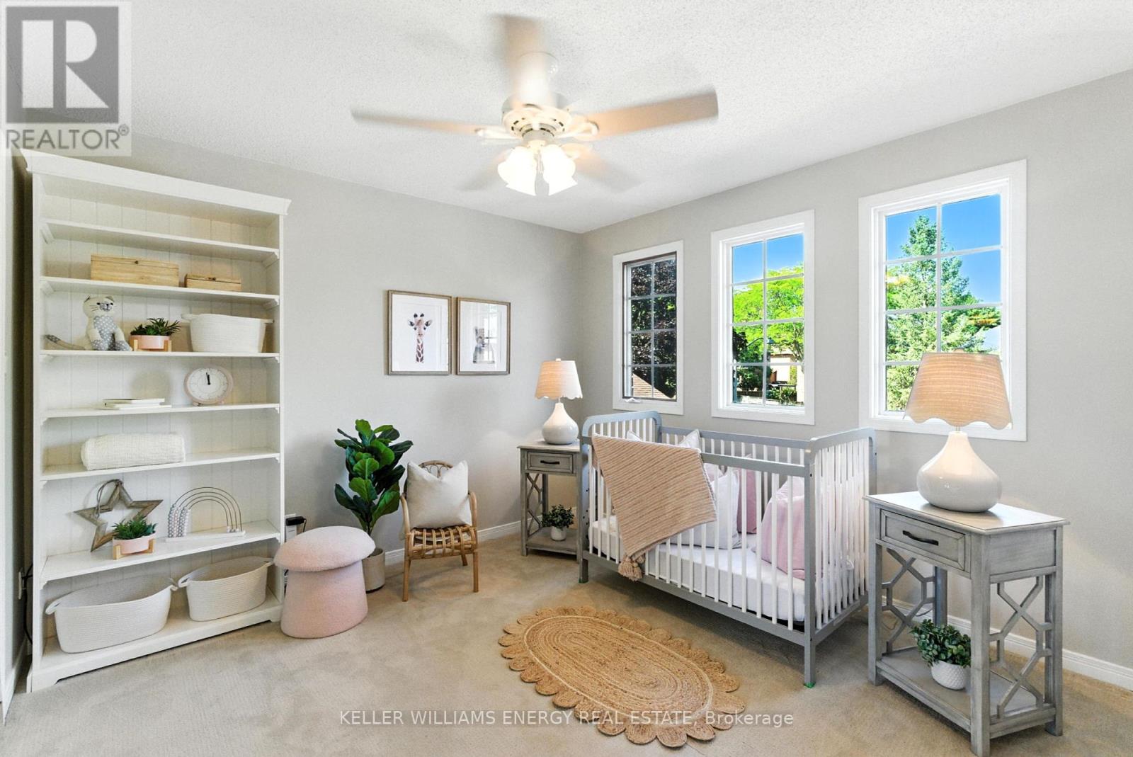 Photo 10 of 807 Regal Crescent, Pickering ON