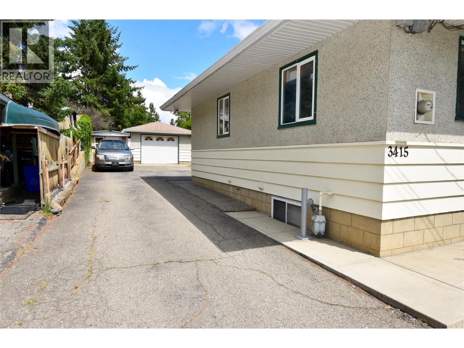 Photo 14 of 3415 35 Avenue, Vernon BC