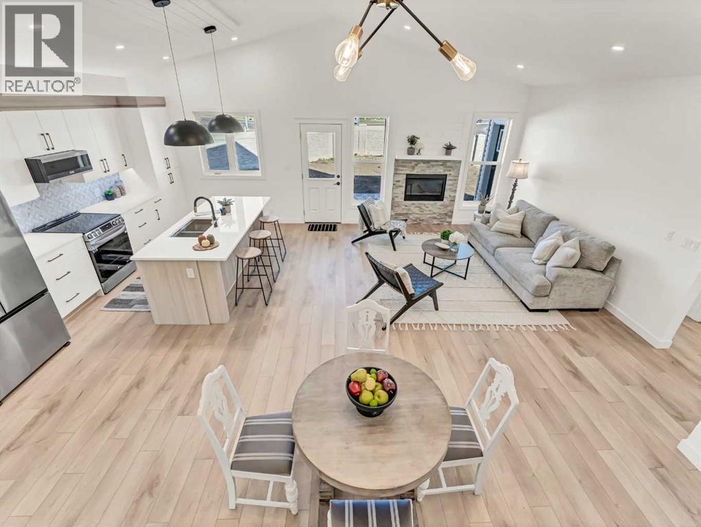Photo 45 of 32 Somerside Way Se, Medicine Hat AB
