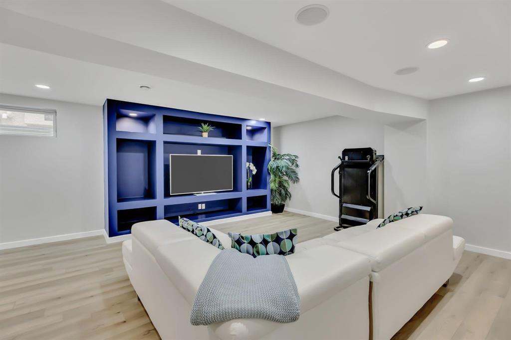 Photo 31 of 15 Farnsworth Crescent, Winnipeg MB