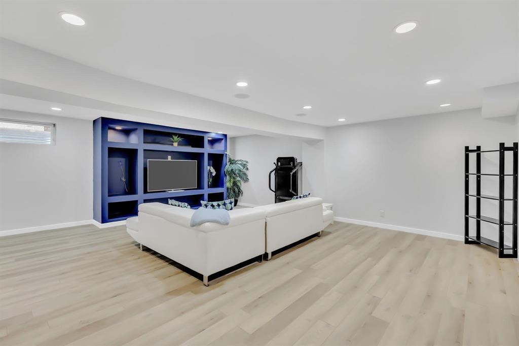 Photo 37 of 15 Farnsworth Crescent, Winnipeg MB