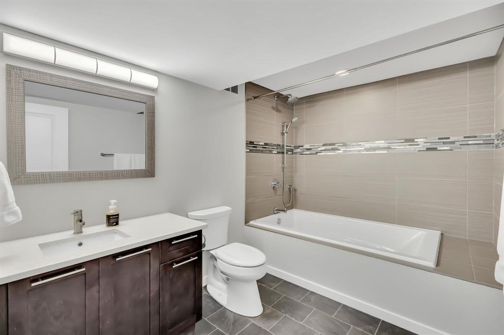 Photo 43 of 15 Farnsworth Crescent, Winnipeg MB