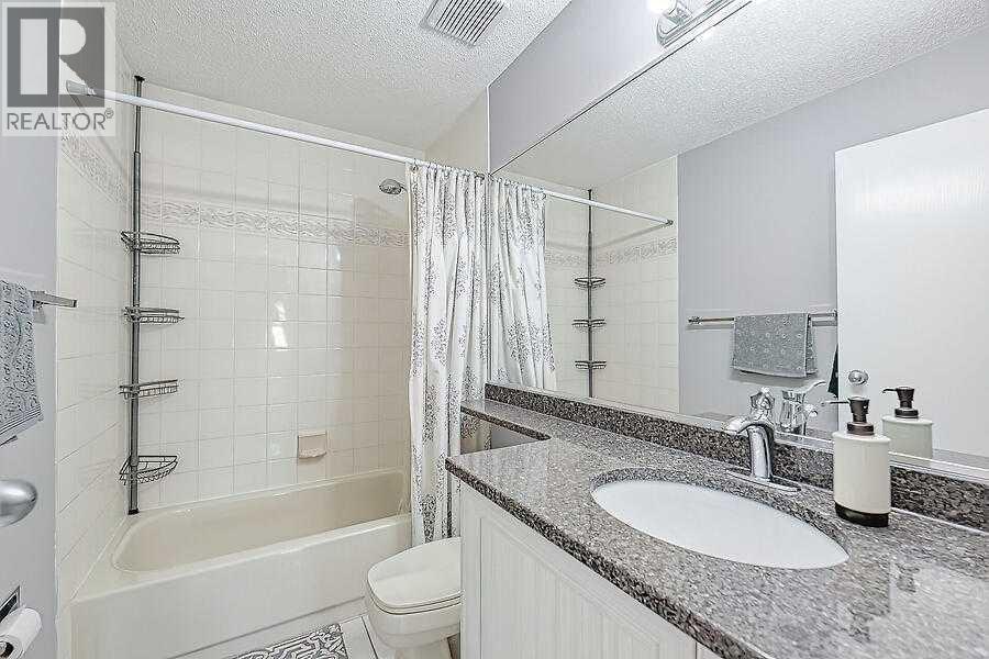 Single Family House for Sale in  Eldorado Close NE Monterey Park Calgary 