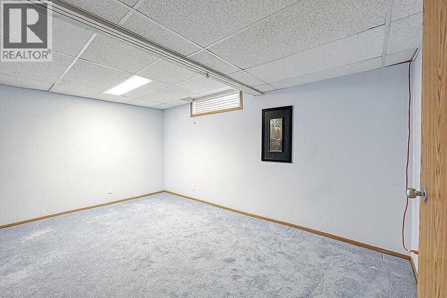 Single Family House for Sale in  Eldorado Close NE Monterey Park Calgary 
