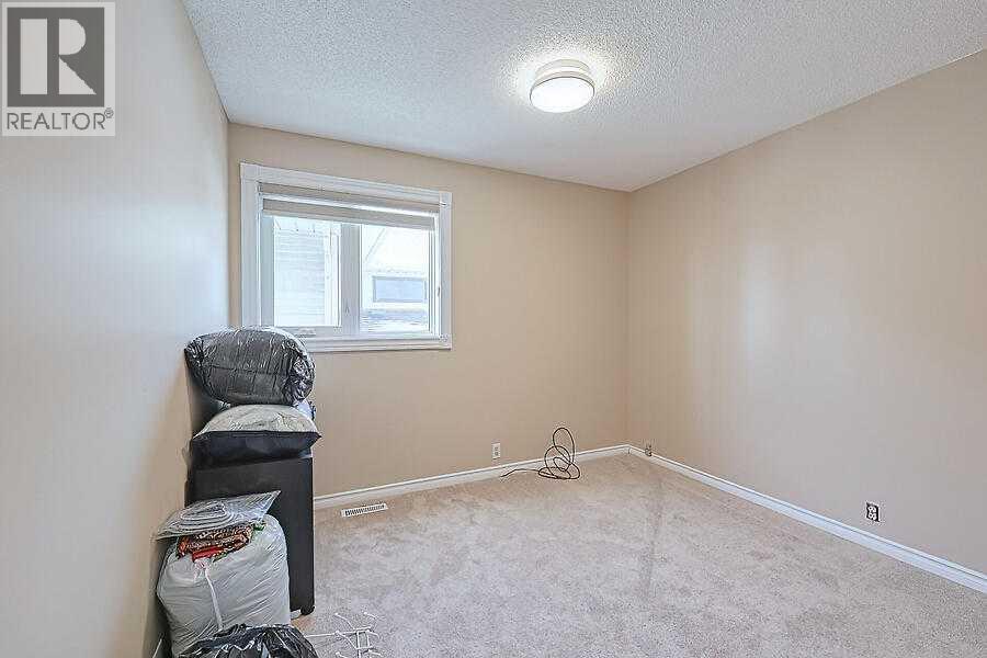 Single Family House for Sale in  Eldorado Close NE Monterey Park Calgary 